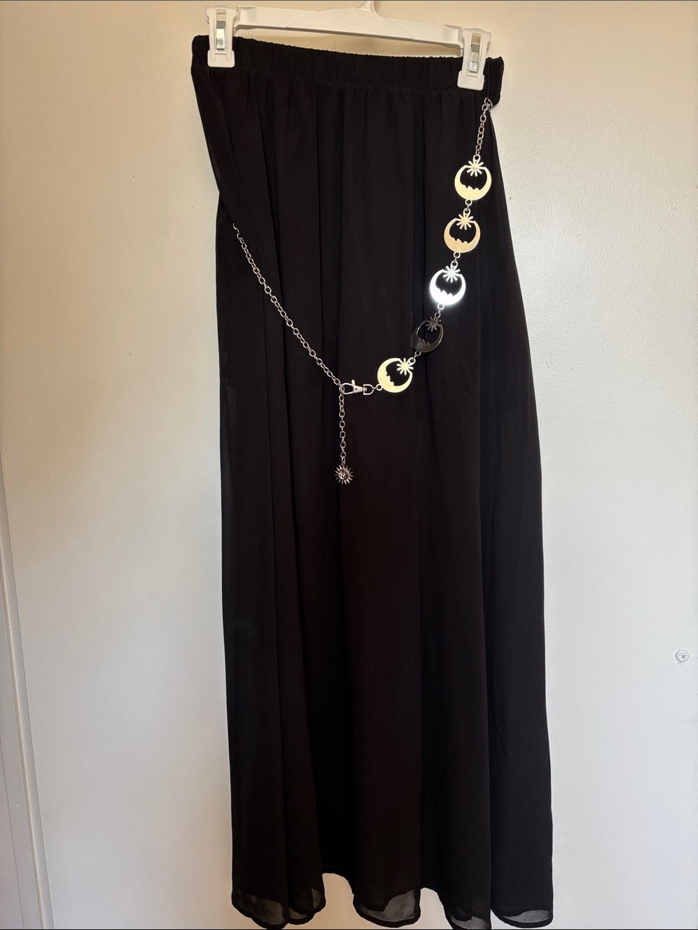 Hot Topic Long Skirt